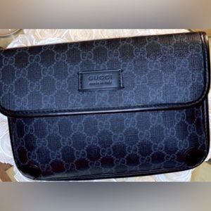 GG Black Belt Bag Great Condition (Unisex)